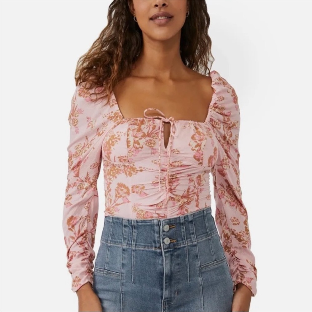 NWT FREE PEOPLE Hilary printed top size M pink longsleeve shirt boho floral